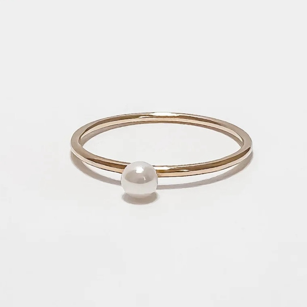 Mejuri Pearl Ring Size 6